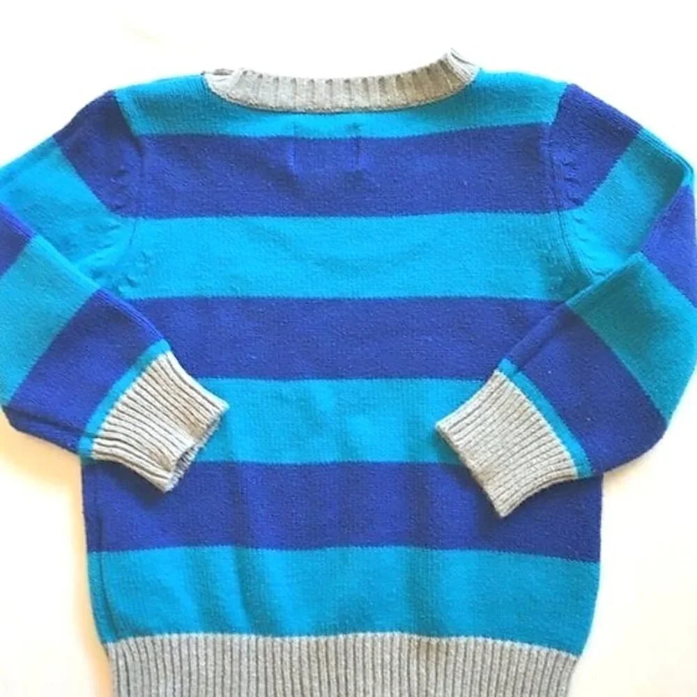 COLOR BLOCK SWEATER